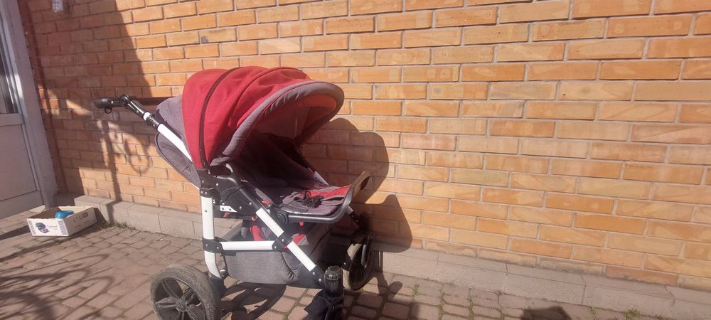 Продам коляску дитячу