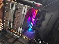 Amd Ryzen 7 5800x 8 Rdzeni 16 wątków32 Ram Ddr4 1000wZasilacz m2 500GB