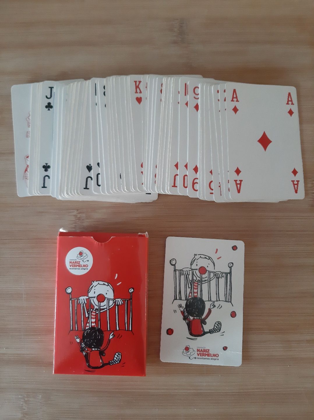 Baralho de cartas "Operação Nariz Vermelho "