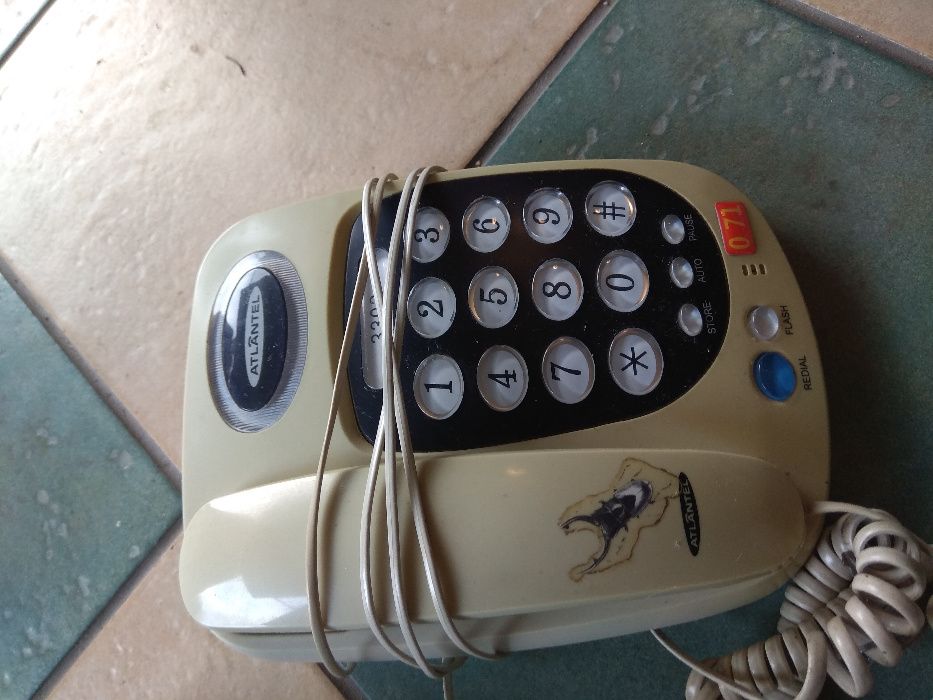 Telefon stacjonarny