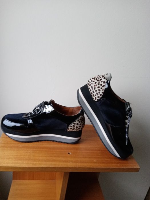 Sapatilhas Mulher em Pele