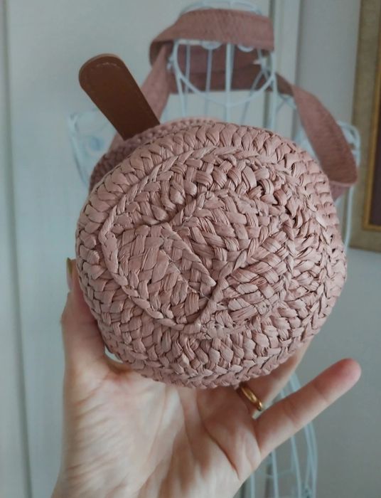Bolsa de palha | tiracolo | rosa damasco | fecho mola | Nova