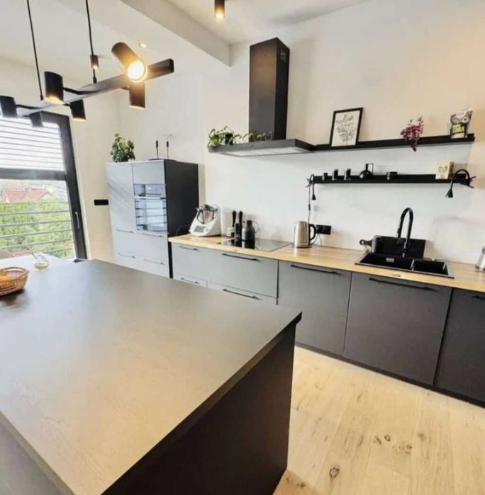 Lux Apartament 85 m2  , 3pokoje z tarasem , ogródek  10 min Katowice