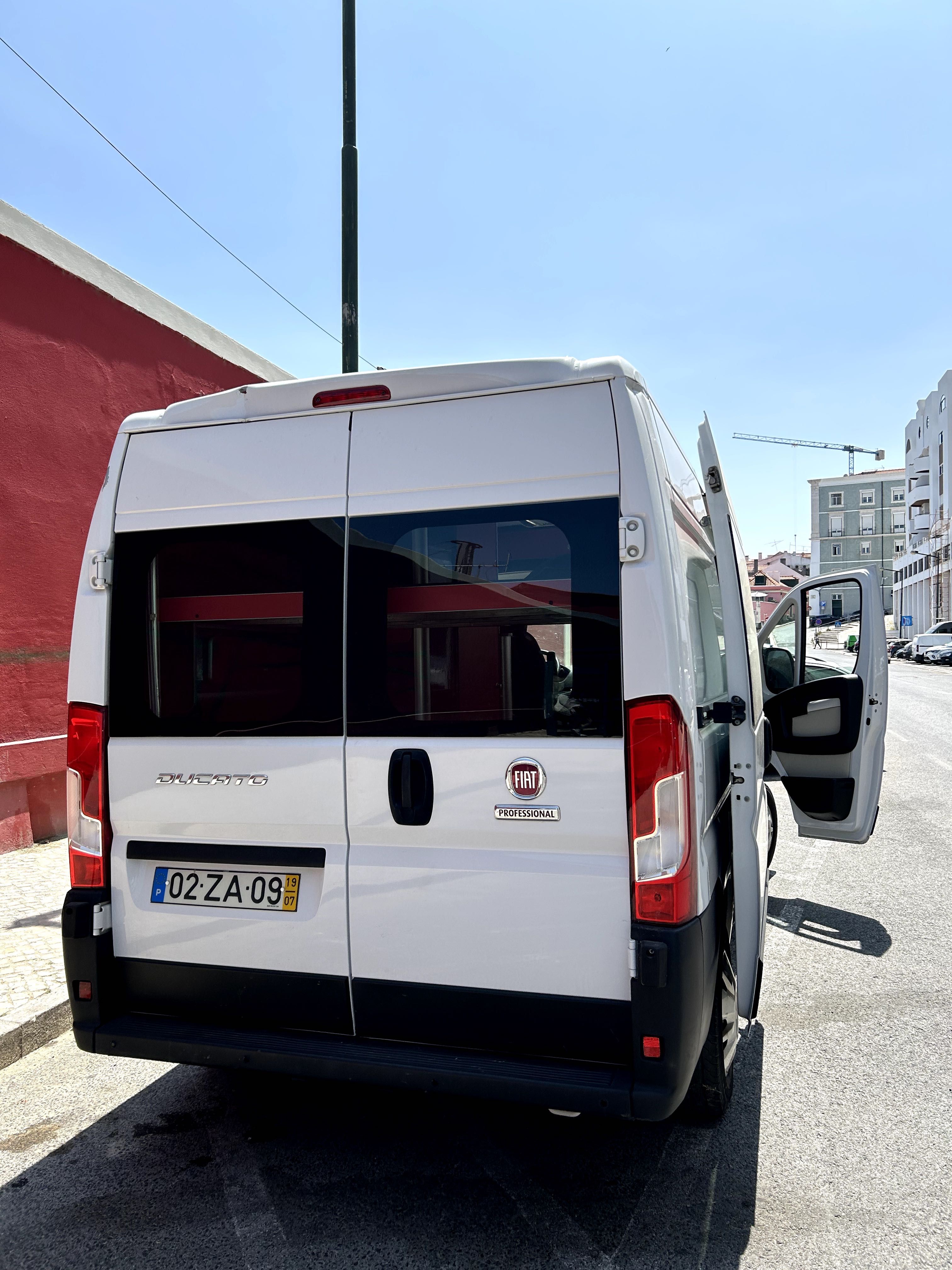 Autocaravana para 4 pessoas de 2019