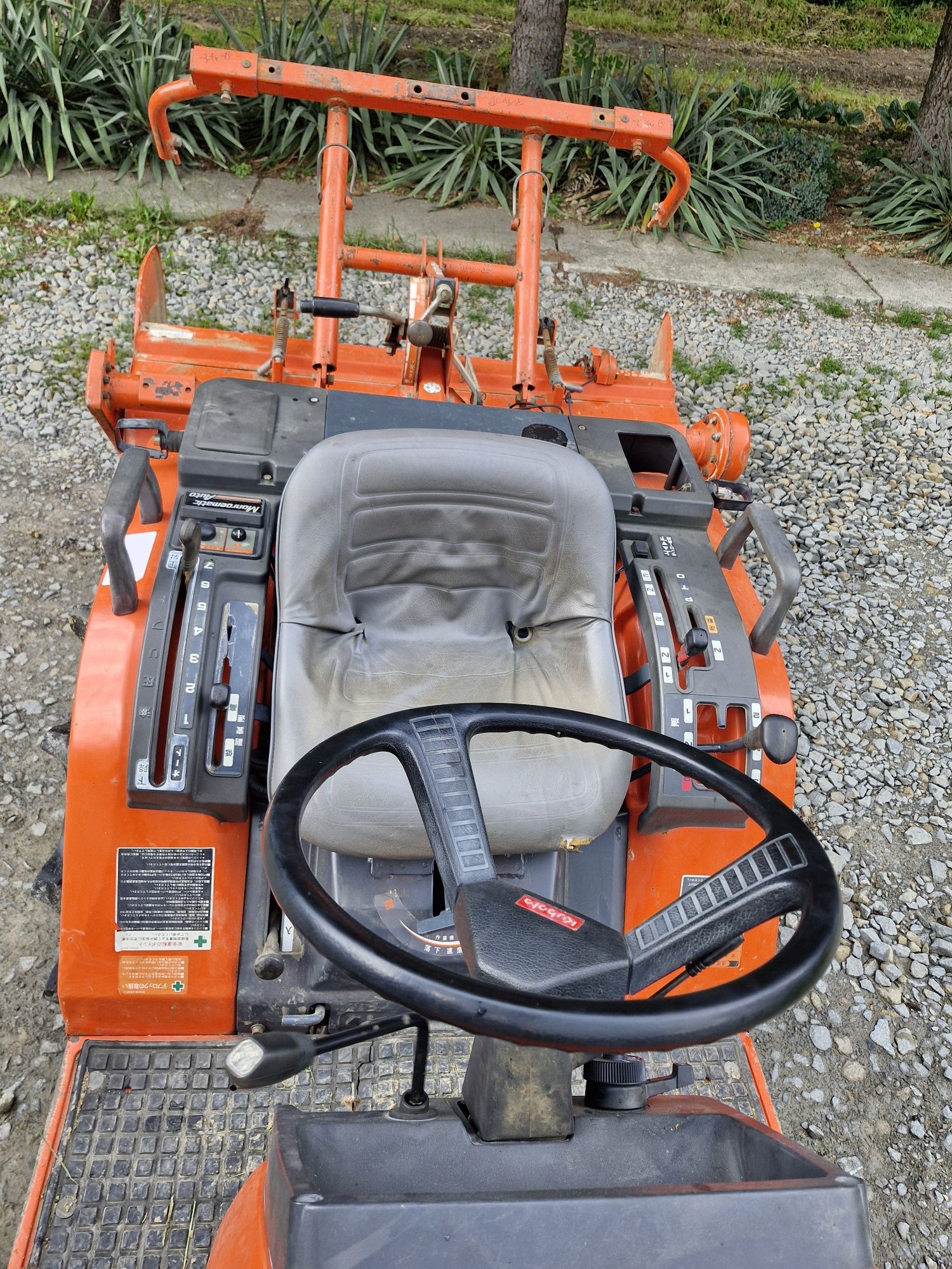 Traktor japoński Kubota Aste A155