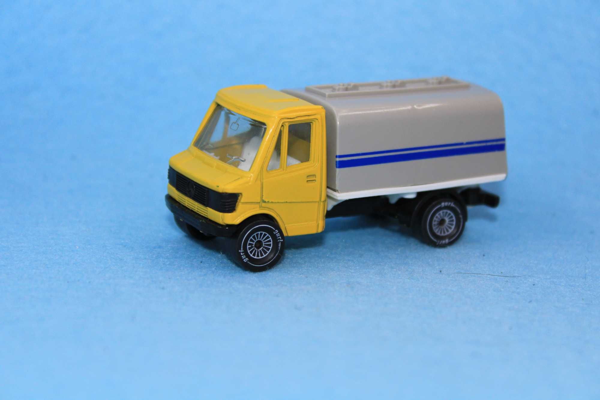 3 Miniaturas antigas Poliguri Fiat Uno, Peugeot 405 e Mercedes-Benz