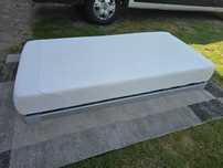 Zestaw stelaż + materac TEMPUR 90 x 190, super stan