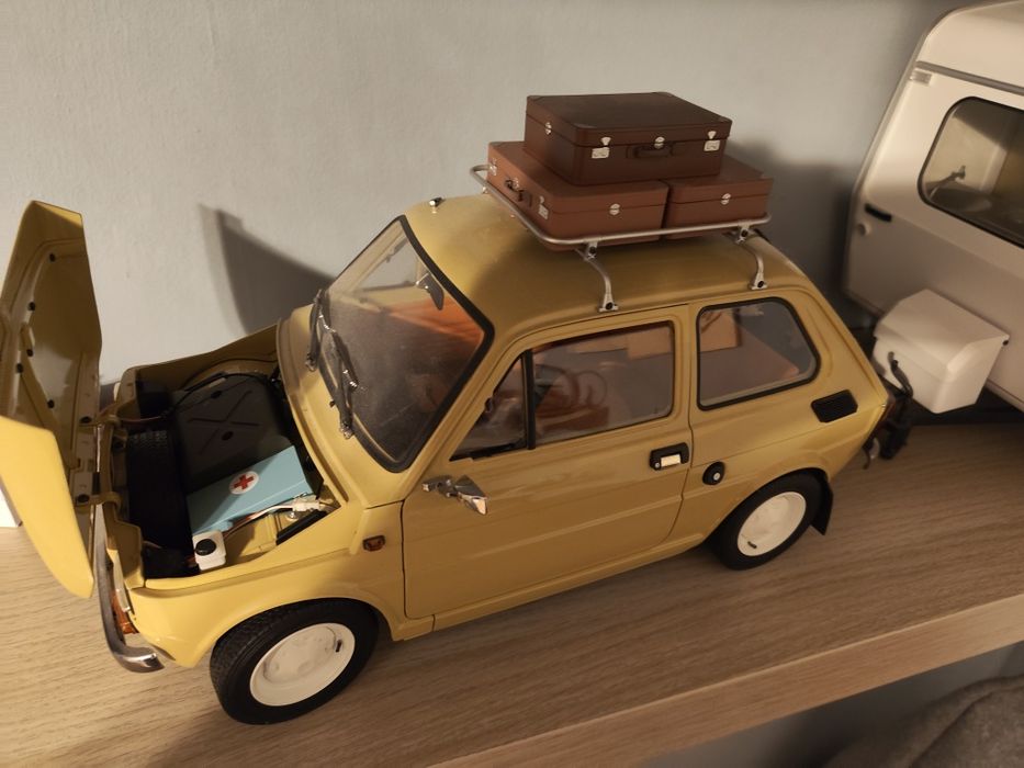 Fiat 126p Deagostini przyczepa Niewiadów