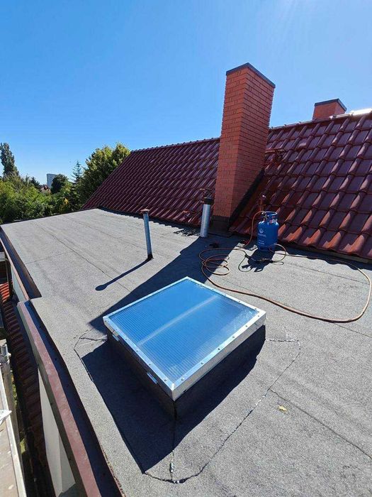 Dekarz • Usługi Dekarskie • Papa • Profesjonalne zgrzewanie