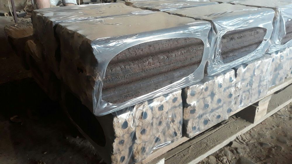 9000грн за тонну Паливні брикети pini-key з дубової опілки