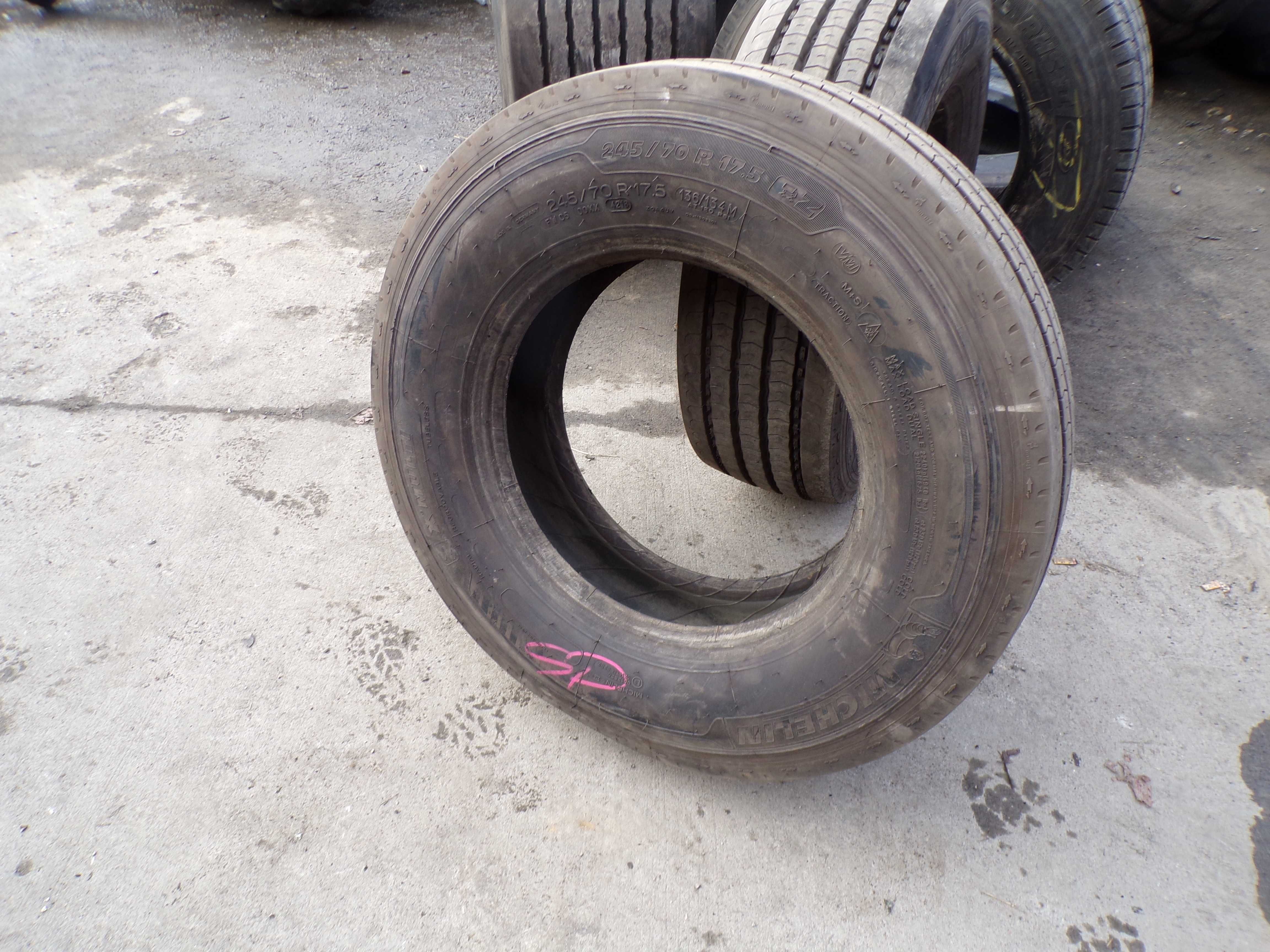 Opona 245/70R17.5 MICHELIN X MULTI Z VM PARA (600 netto/szt.)