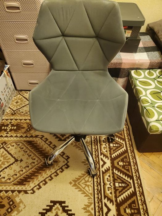 Крісло на колесах Bonro велюр сірий