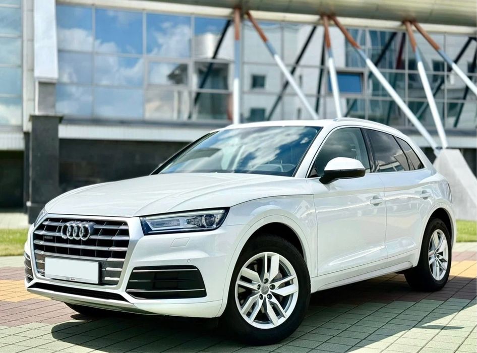 Audi Q5 2019 Premium Plus 2.0 в гарному стані.