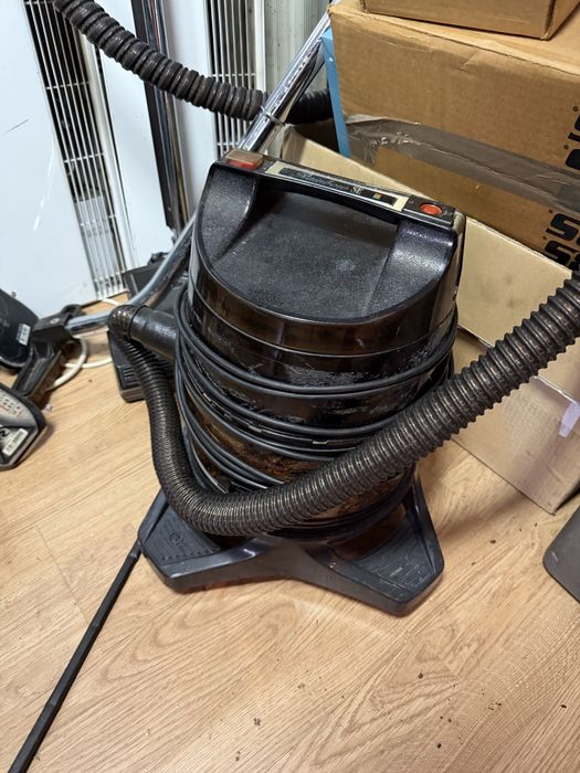 odkurzacz marki Rainbow  sprawny