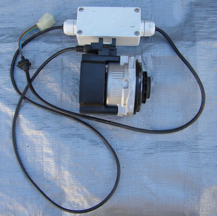 Kocioł , piec gazowy Viessmann  Vitopend 100 na części