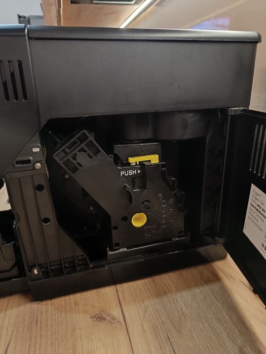 Ekspres automatyczny Saeco Incanto do kawy czarny