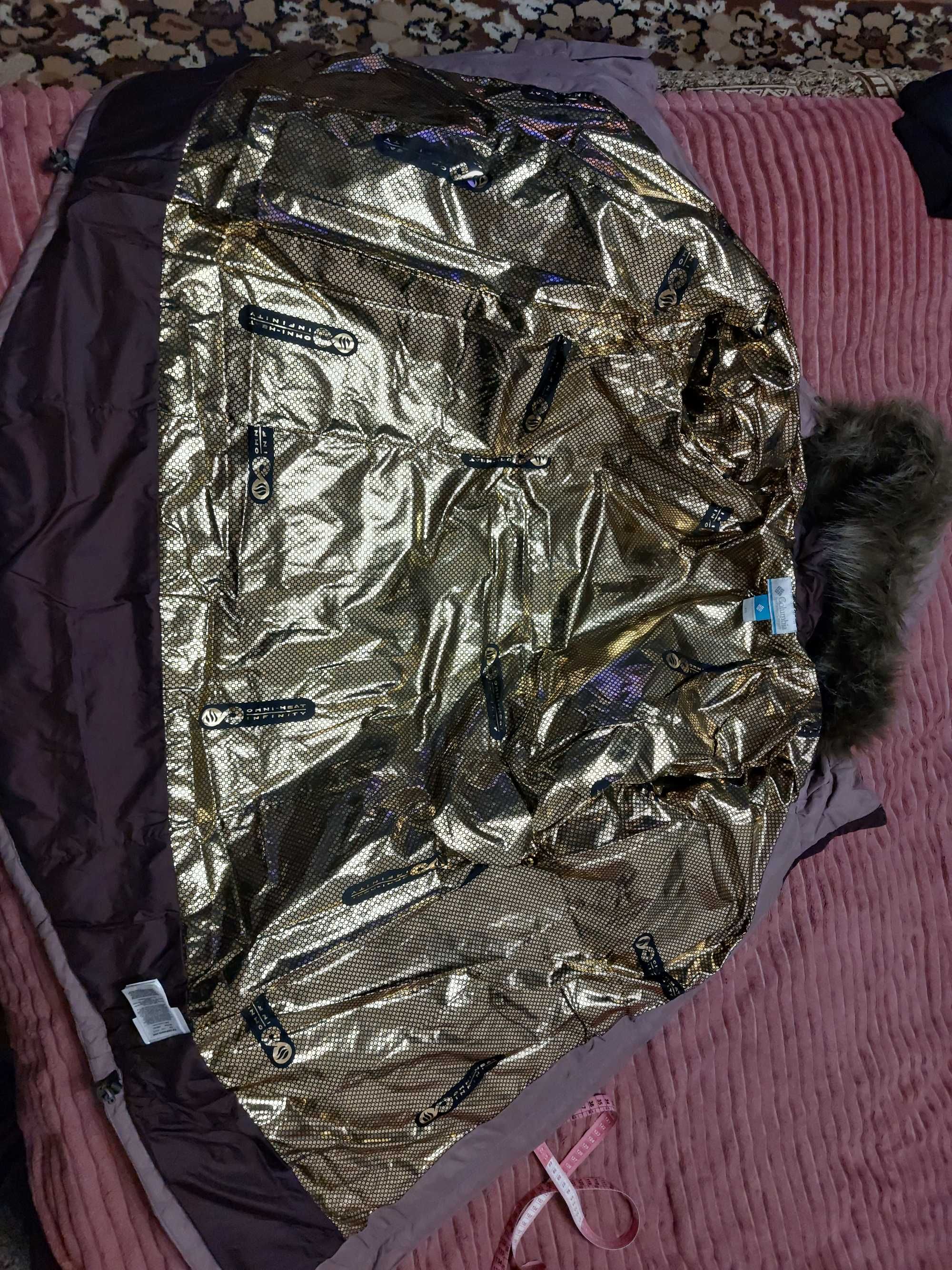 Женская куртка Lay D Down™ IV Mid Jacket