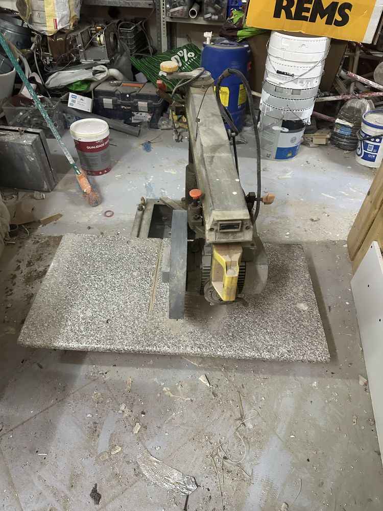 Serra radial dewalt