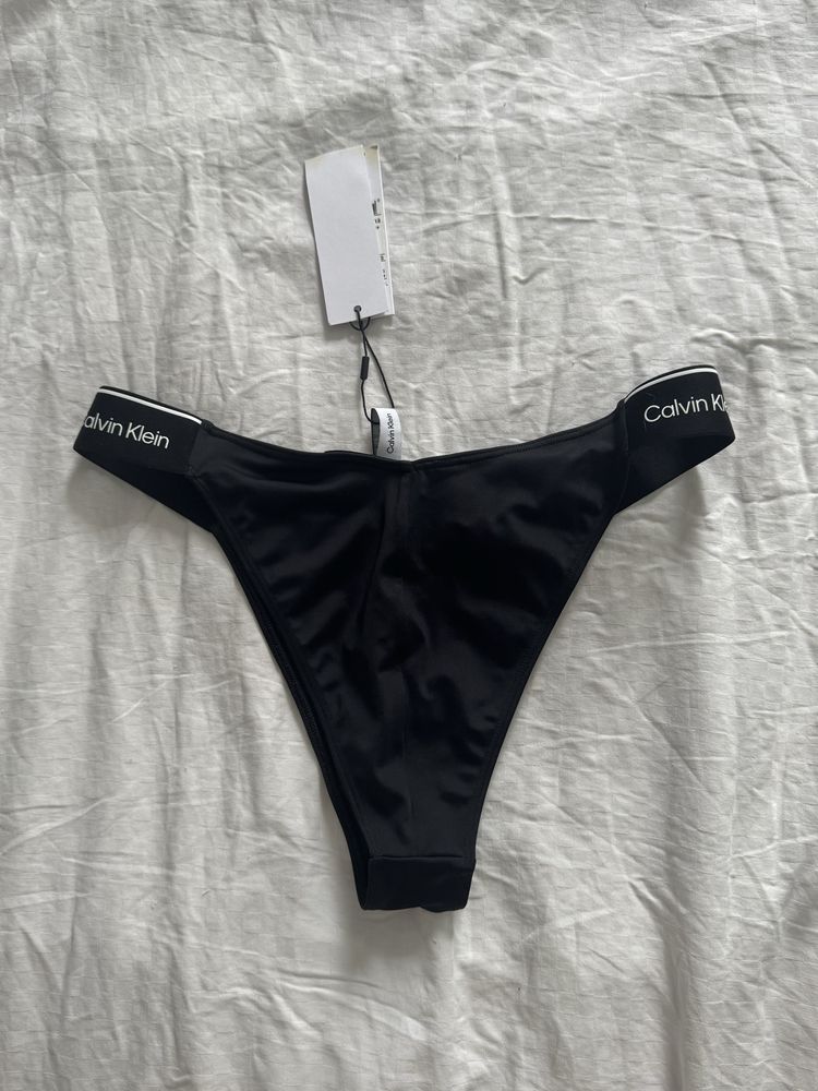 Плавки Calvin Klein НОВІ