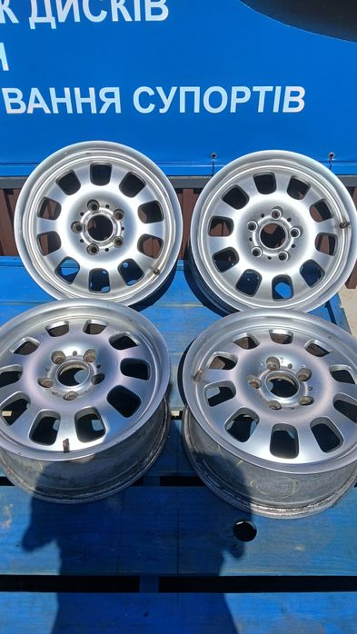 Goauto диски BMW T5 5/120 r16 et47 7j dia72,6 в чудовому стані купити