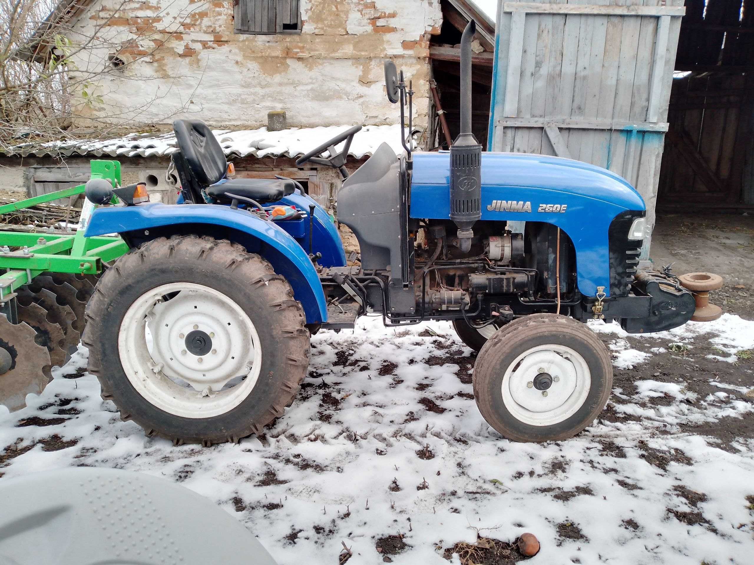 Продається міні-трактор ( Jinma 260E ) з навісним обладнанням