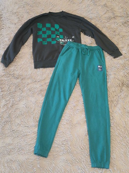 Кофта на хлопчика на 11-12 років зріст 152 як нова