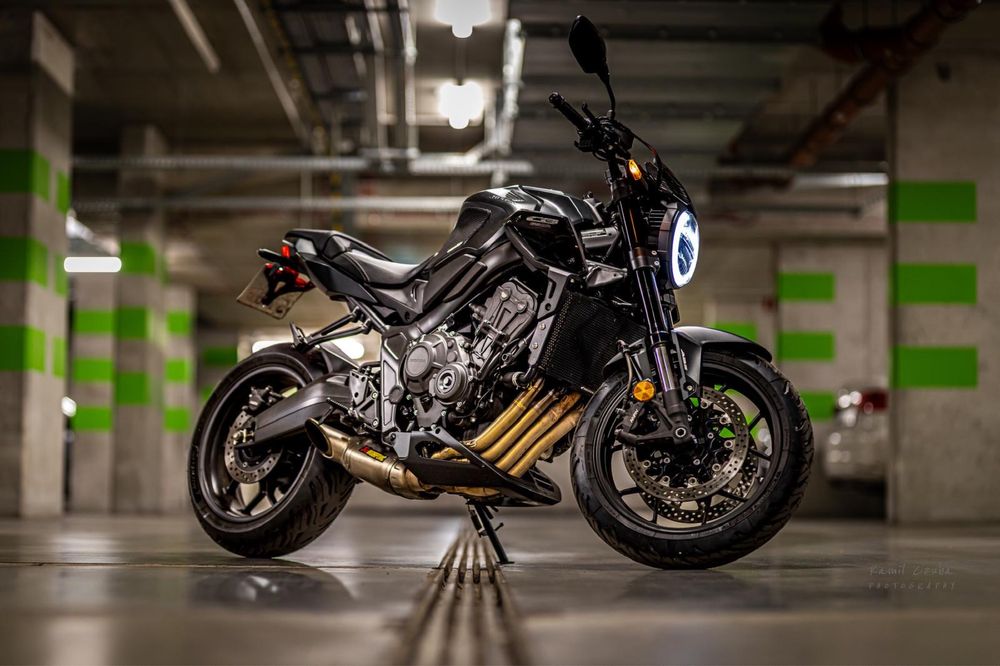 Honda CB650R Black Edition