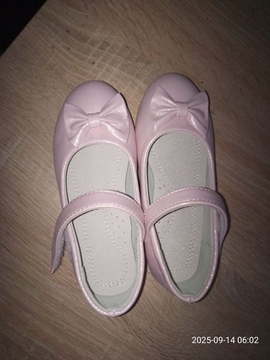 Buty do sukienki dla dziewczynki. 17cm