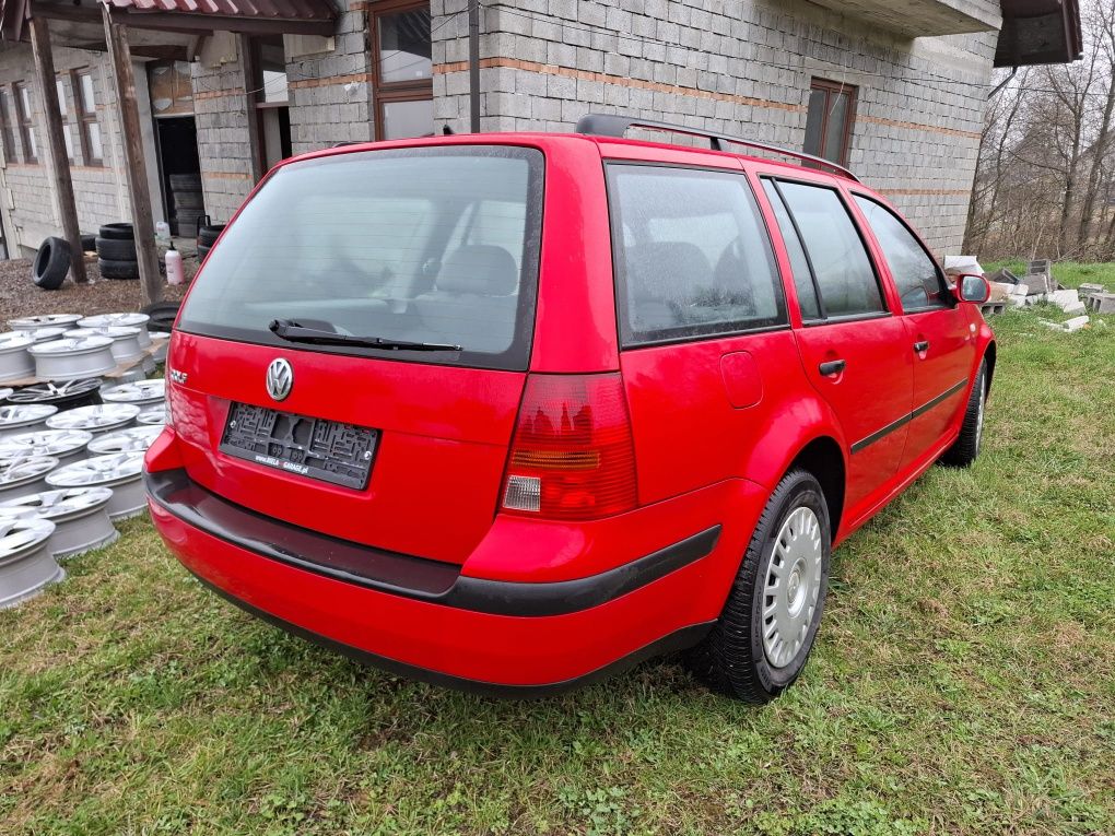 Volkswagen Golf 4 1.4 kombi