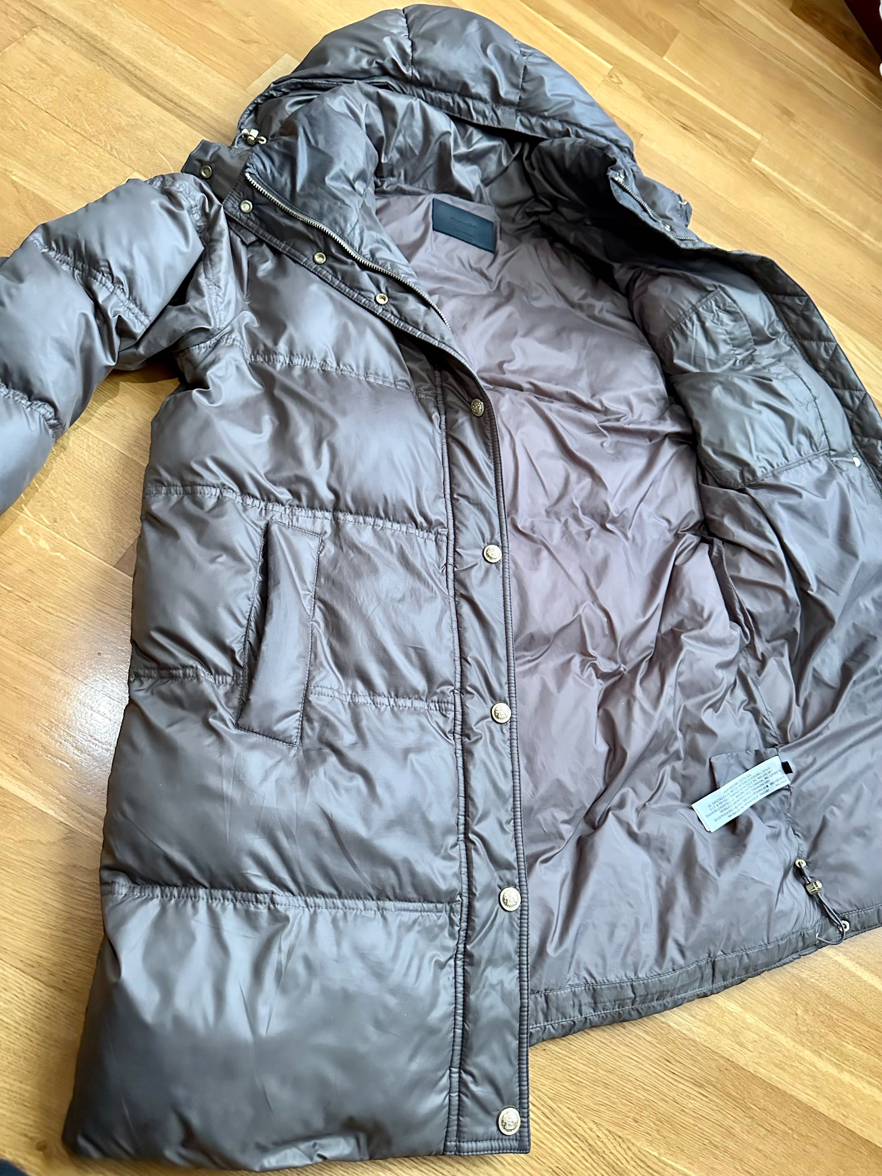 Продам пуховик Massimo dutti