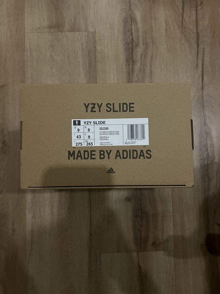 Yeezy Slide Slate Grey