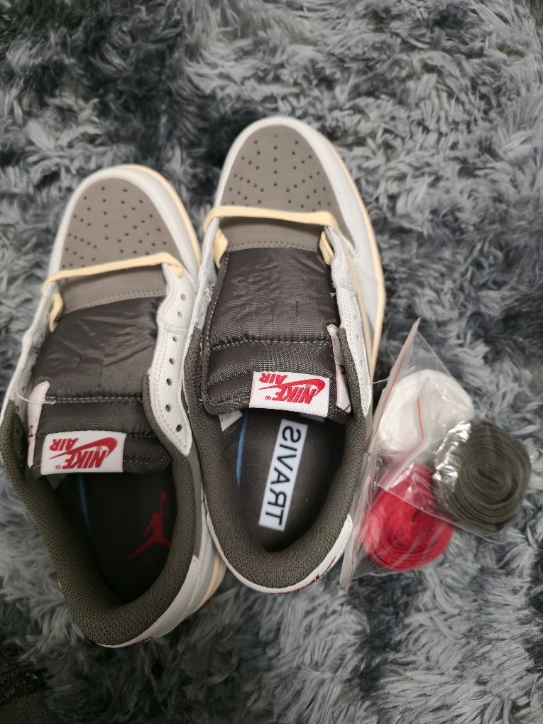 Air Jordan Travis Scott Mocha Reversed