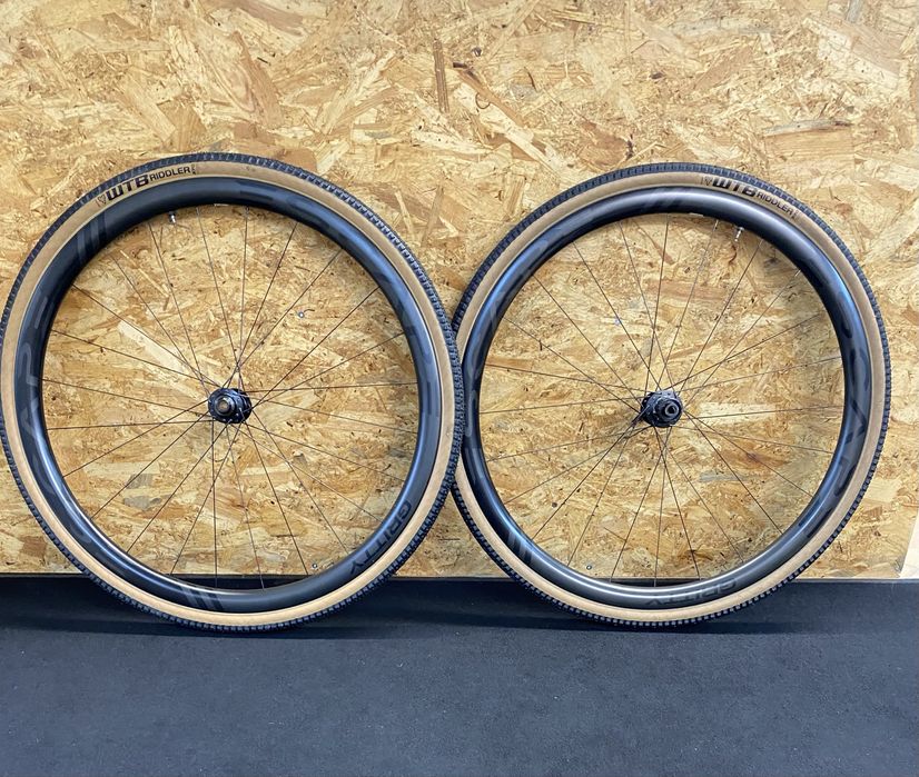 Zestaw Kół Gravel Allroad 29" Escape Carbon DT Swiss 240 WTB 29