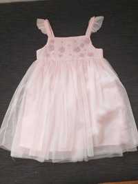 Rożowa tiulowa sukienka dla dziewczynki rozmiar 104