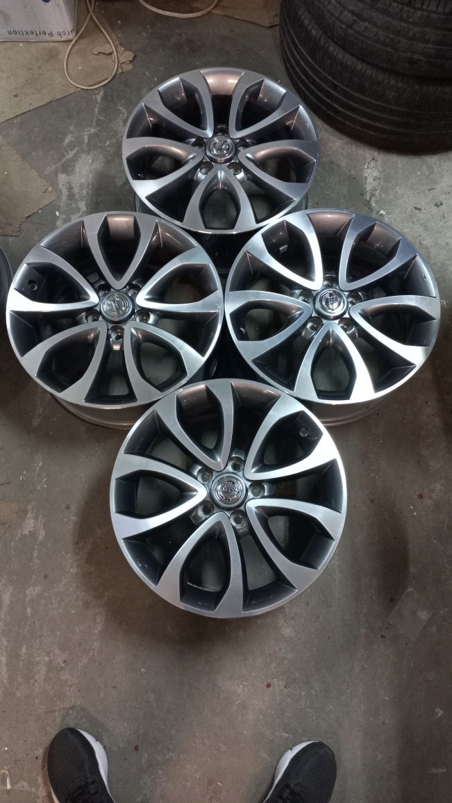 Диски ОРИГІНАЛ Nissan R17 5*114.3 Rogue X-Trail Juke Qashqai Leaf