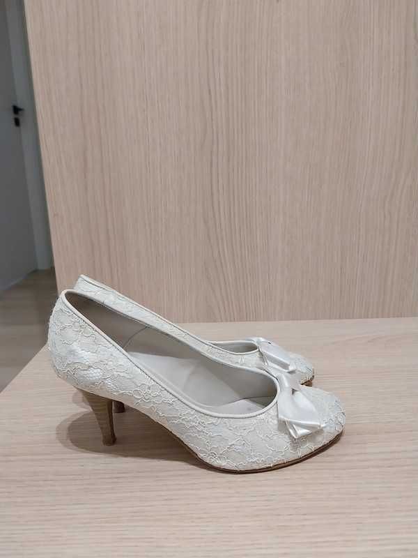 buty ślubne ecru
