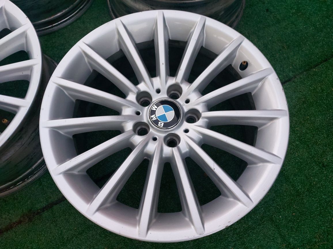 Oryginalne felgi aluminiowe BMW OE 18' BM162 stan idealny 4 szt 677540