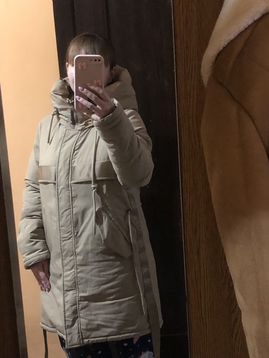 Зимова куртка жіноча