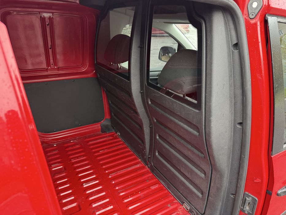 Продам Volkswagen Caddy 2015 (1.6 TDI)