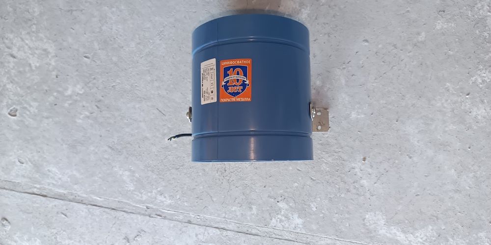 Витяжний зонт 1200×800×400