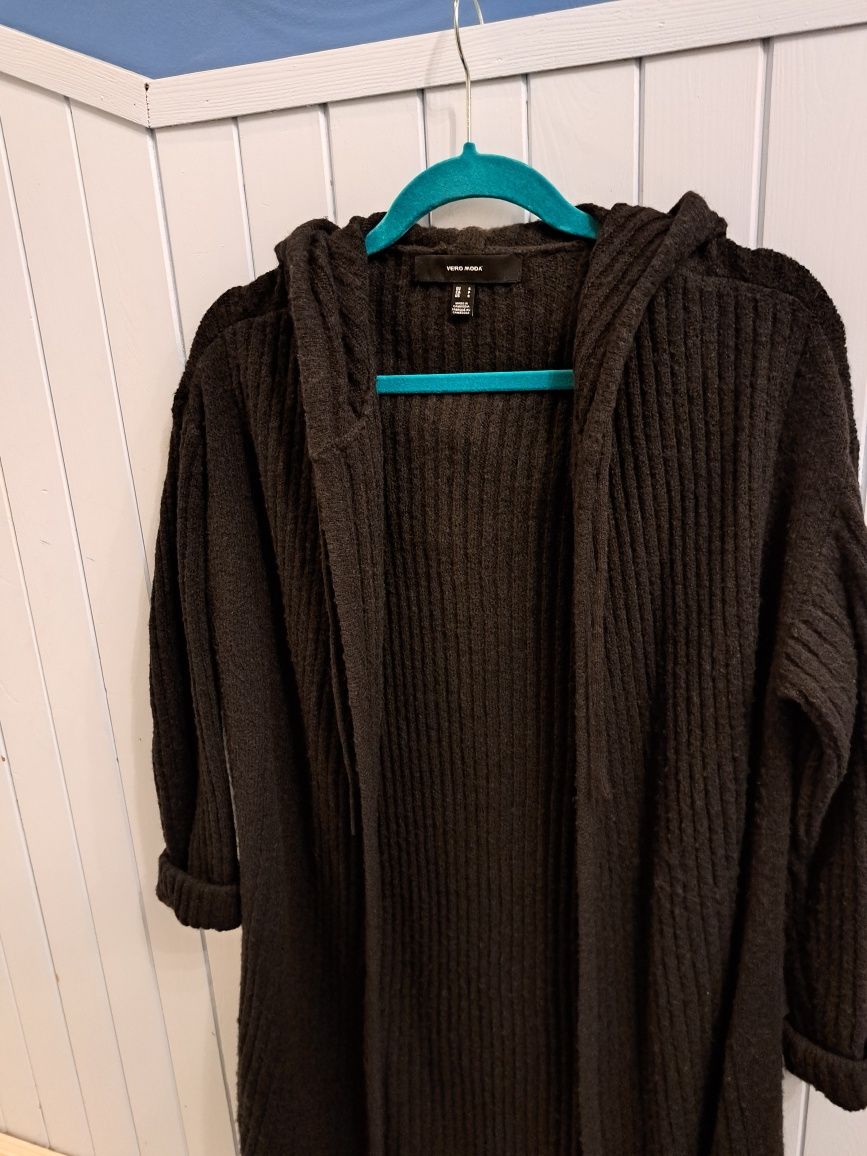 Długi czarny sweter z kapturem M/L