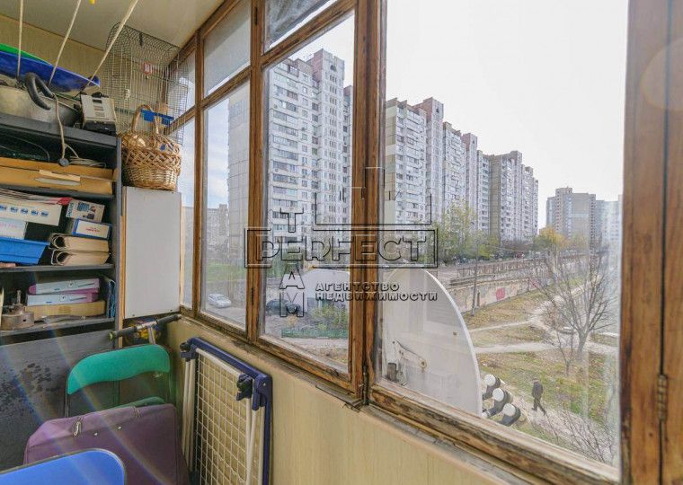 Продаж 2к.кв., Оноре де Бальзака 79 /  Оноре де Бальзака 79