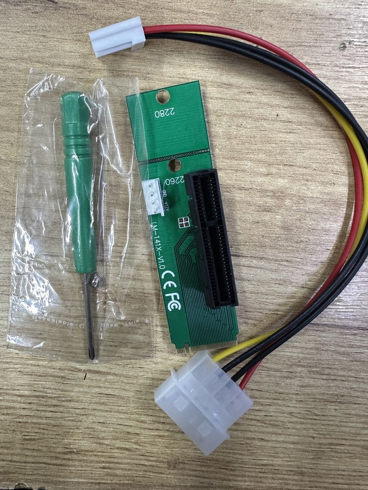 M. 2 NGFF на PCI-E 4X райзер перехідник LM-141X-V1.0, є опт