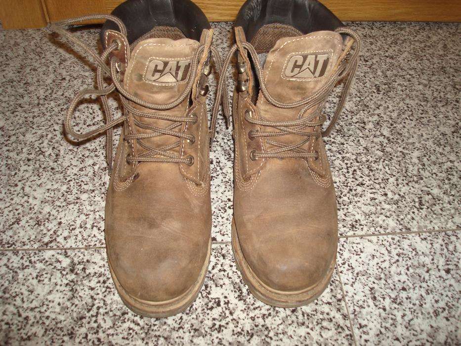 Продам мужские ботинки caterpillar