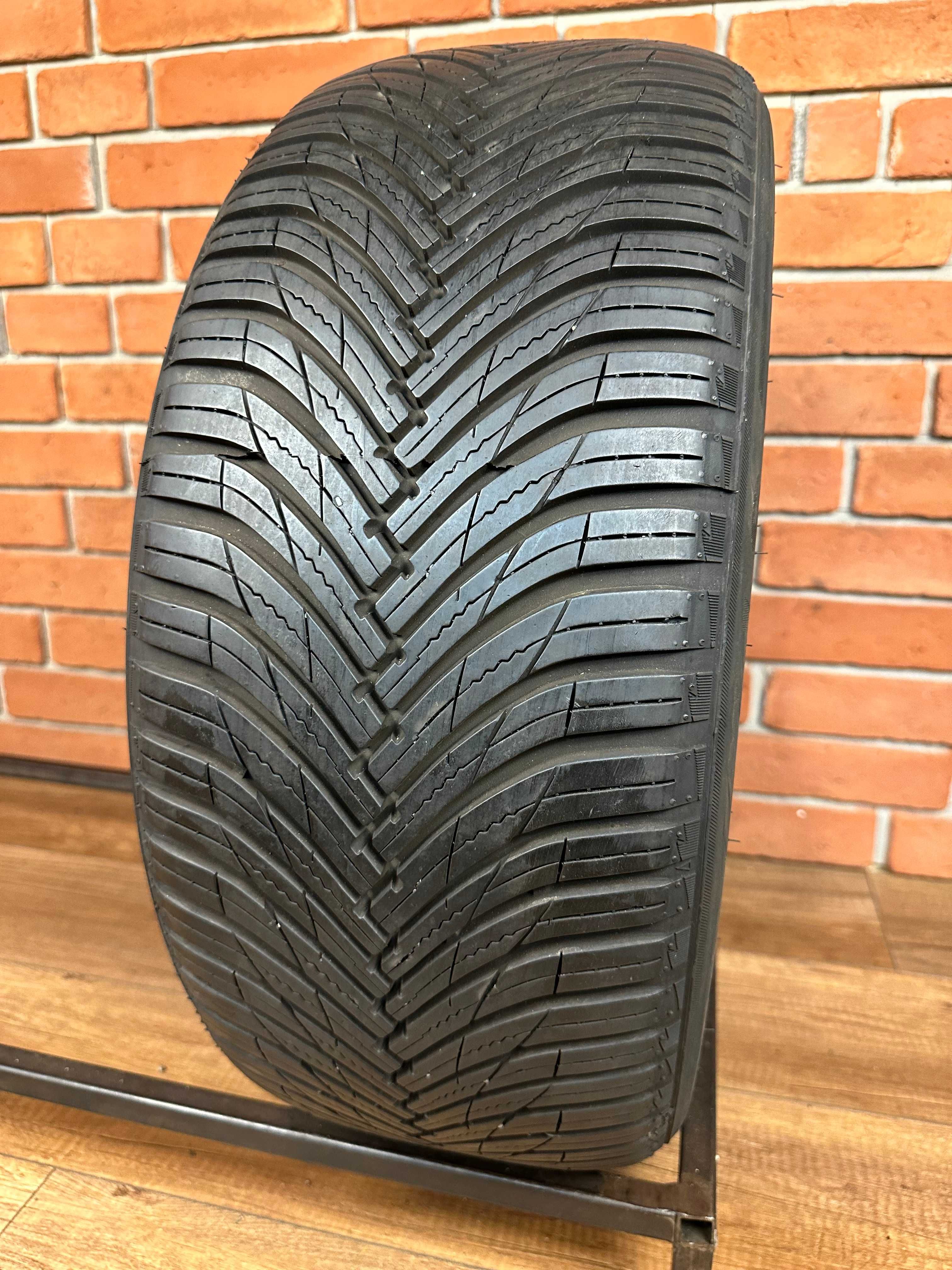 1x Opona Maxxis Premitra All Season 235/45R18 7,3mm 2023