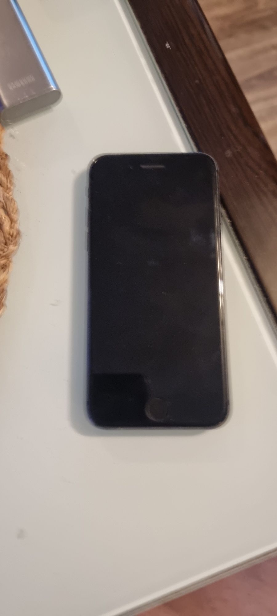 Iphon 8 i 6plus sprzedam