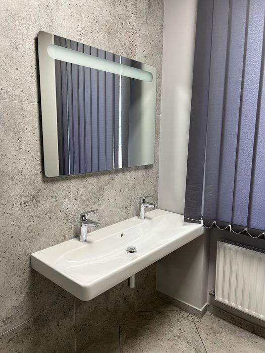 Оренда (продаж)приміщень в центрі міста 719,2 м.,720м по вул.Гузара,49