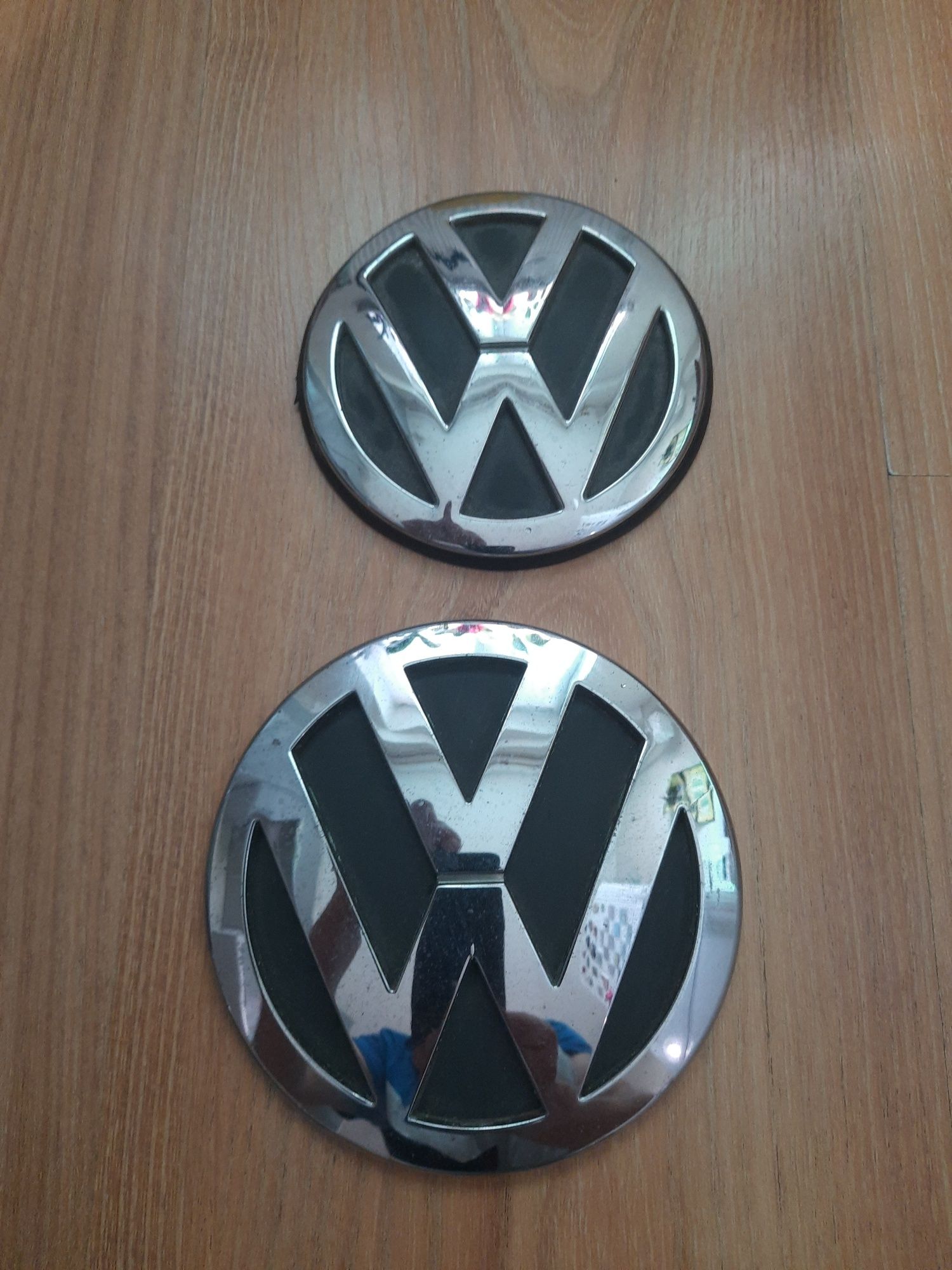 Эмблема оригинал VW в идеале