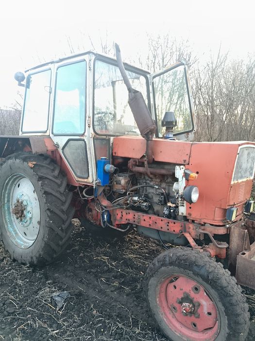 Трактор, причіп, сівалка
