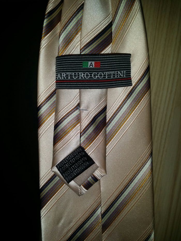 Krawat męski marki Arturo Gottini